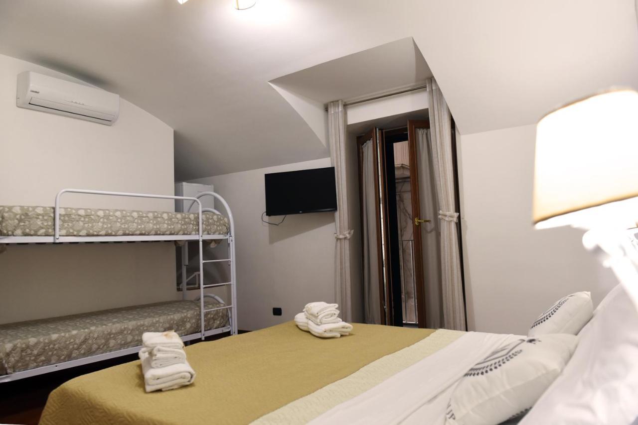 Montesantogroup Sorrento Room ナポリ エクステリア 写真
